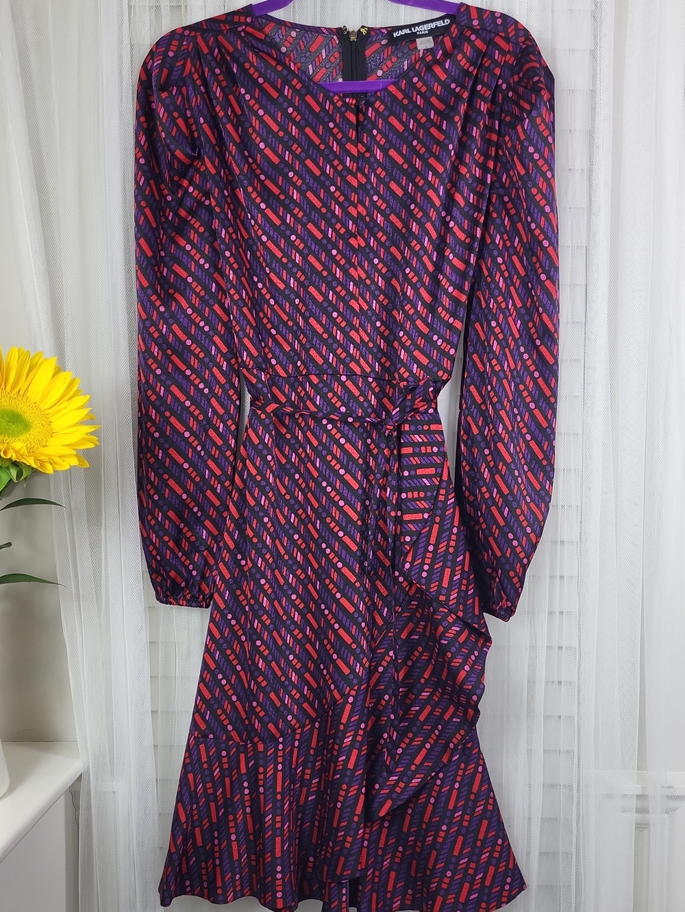 Karl Lagerfeld Purple & Pink Diagonal Print Long-Sleeve Dress. Size 6